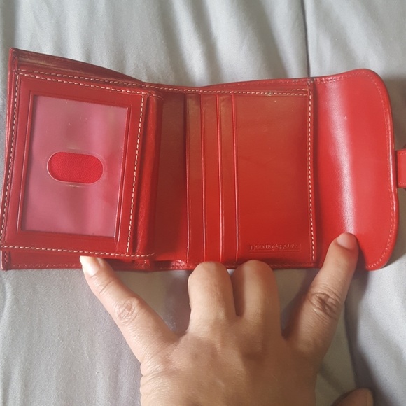 DOONEY & BOURKE SHOULDER BAG with Matching Wallet - Picture 6 of 6